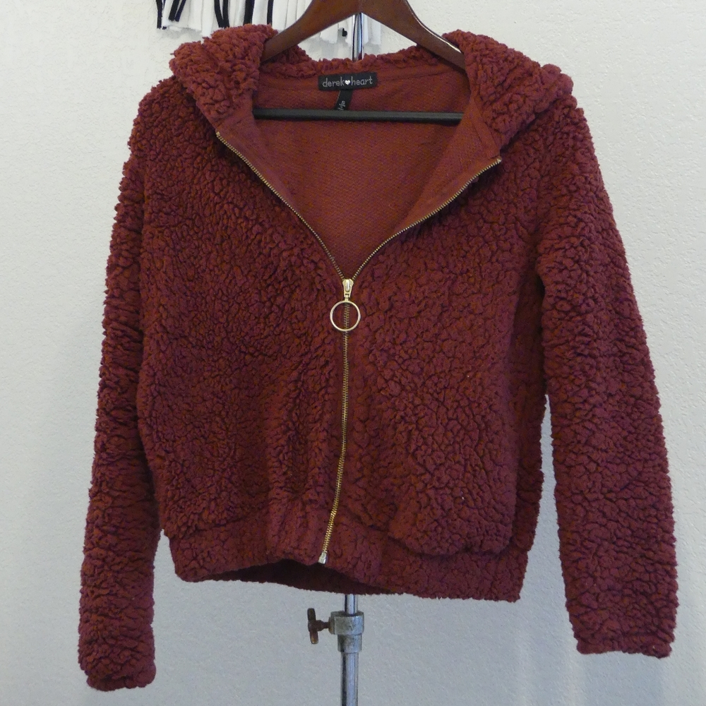 Fluffy jacket with hoodie